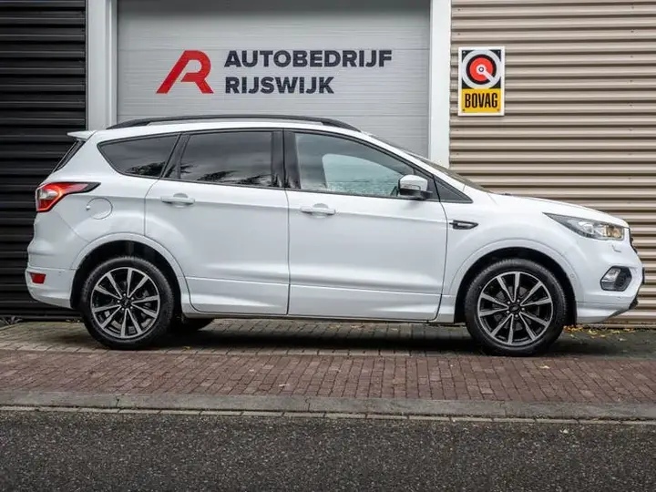 Ford Kuga 2018 photo 3