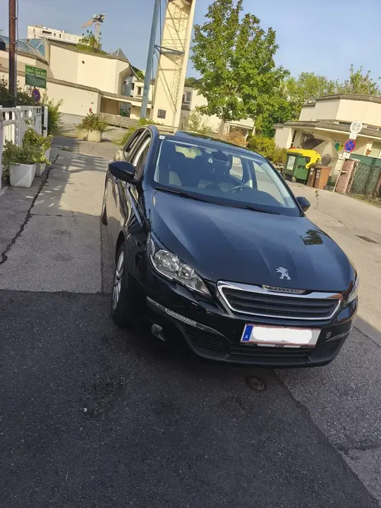 Peugeot 308 2014 photo 2