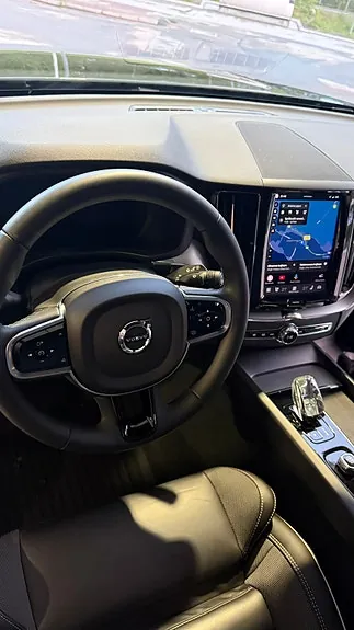 Volvo Xc60 2023 photo 4
