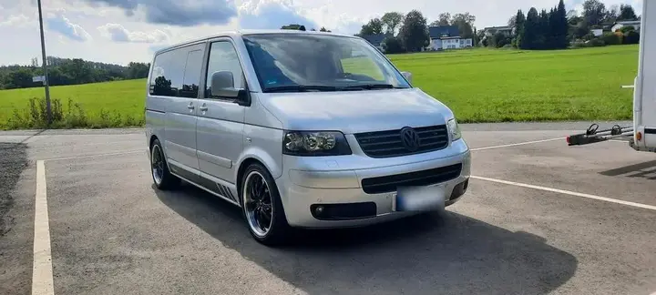 Volkswagen T5