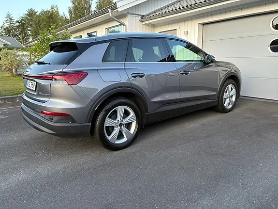 Audi Q4 E-Tron 2026 photo 3