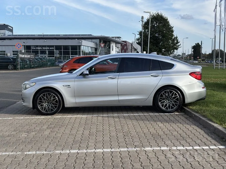 BMW 530 2010 photo 3