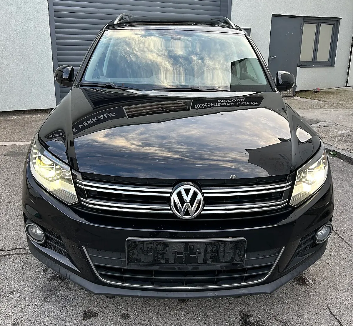 Volkswagen Tiguan 2012 photo 2