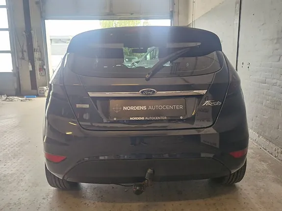 Ford Fiesta 2014 photo 5