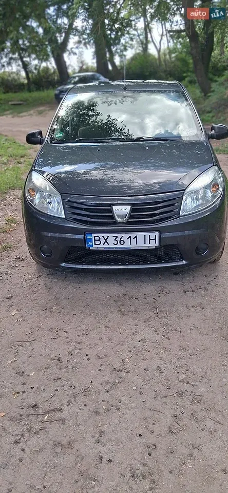 Dacia Sandero 2009 photo 2
