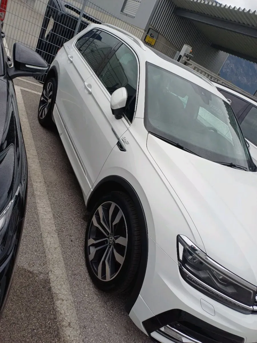 Volkswagen Tiguan 2017 photo 2