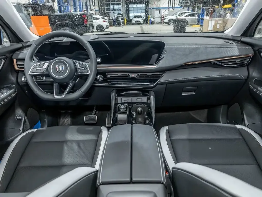 Buick Envision 2026 photo 4