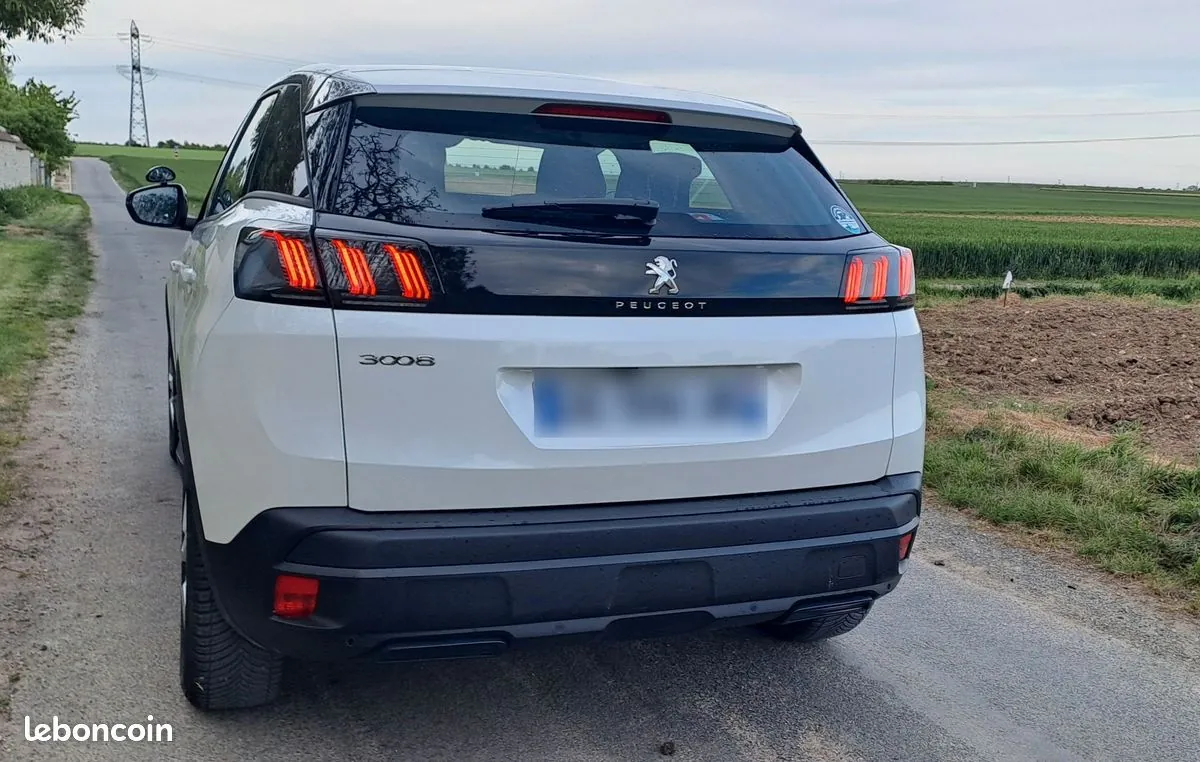 Peugeot 3008 2022 photo 3