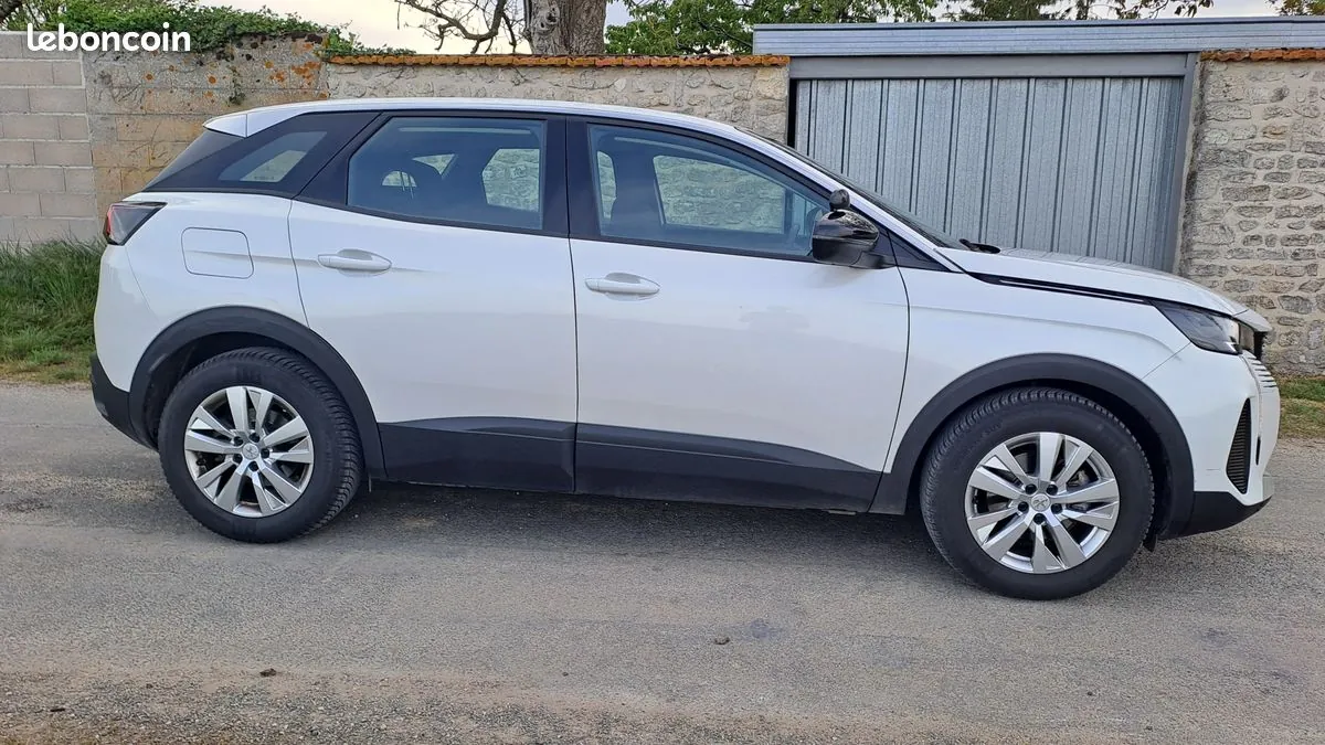 Peugeot 3008 2022 photo 2