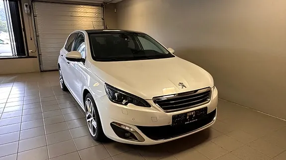 Peugeot 308 2015 photo 2