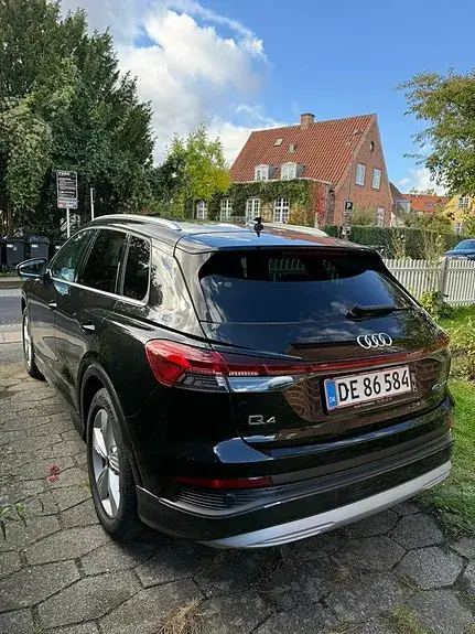 Audi Q4 E-Tron 2022 photo 3
