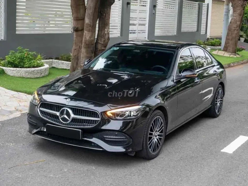 Mercedes-Benz C-Class 2022 photo 3