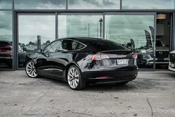 Tesla Model 3 2019 photo 4