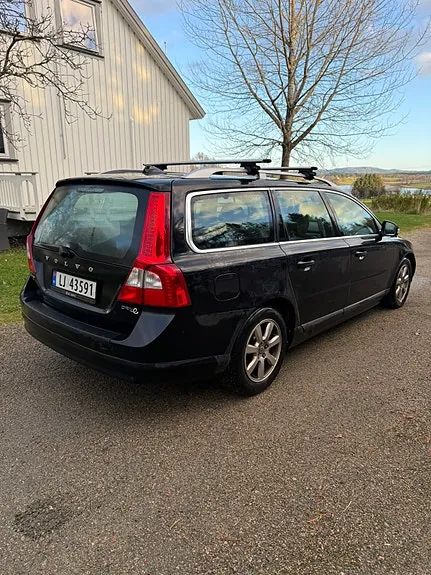 Volvo V70 2011 photo 3