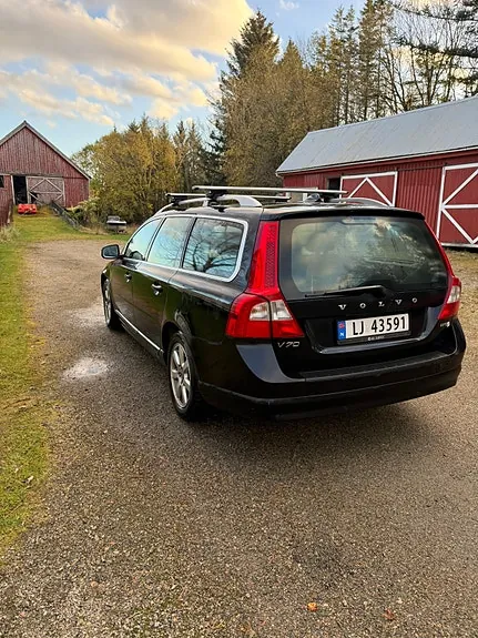 Volvo V70 2011 photo 4