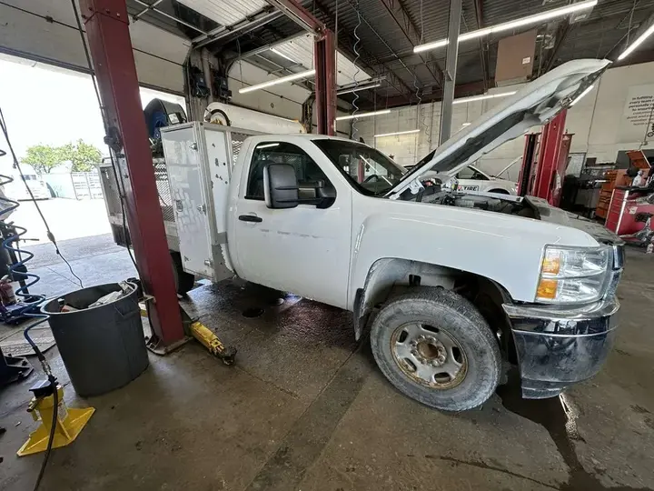 Chevrolet 2500 Hd 2011 photo 4