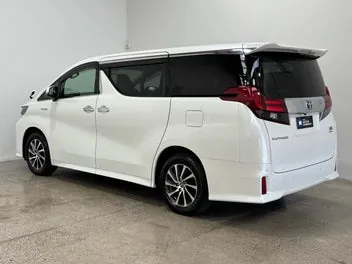 Toyota Alphard 2018 photo 3