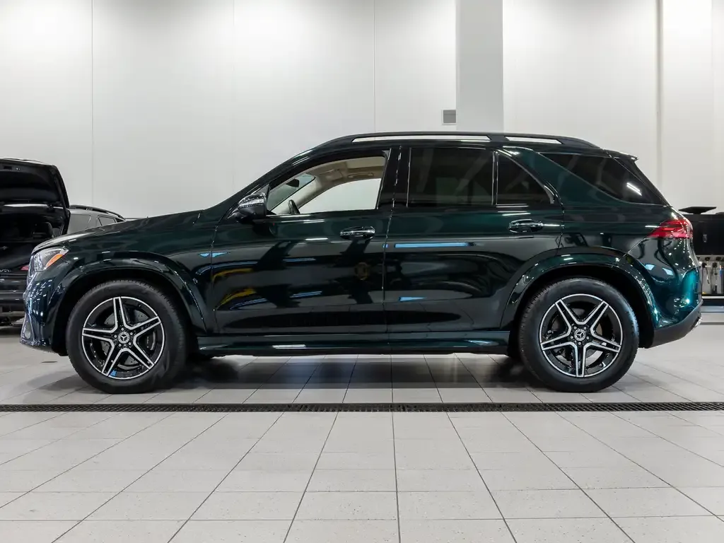 Mercedes-Benz Gle 2024 photo 2