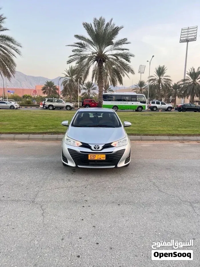 Toyota Yaris 2019 photo 2