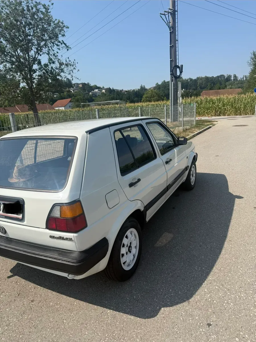 Volkswagen Golf 1991 photo 3