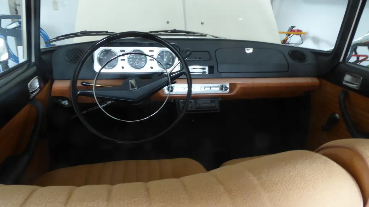 Peugeot 404 1970 photo 3