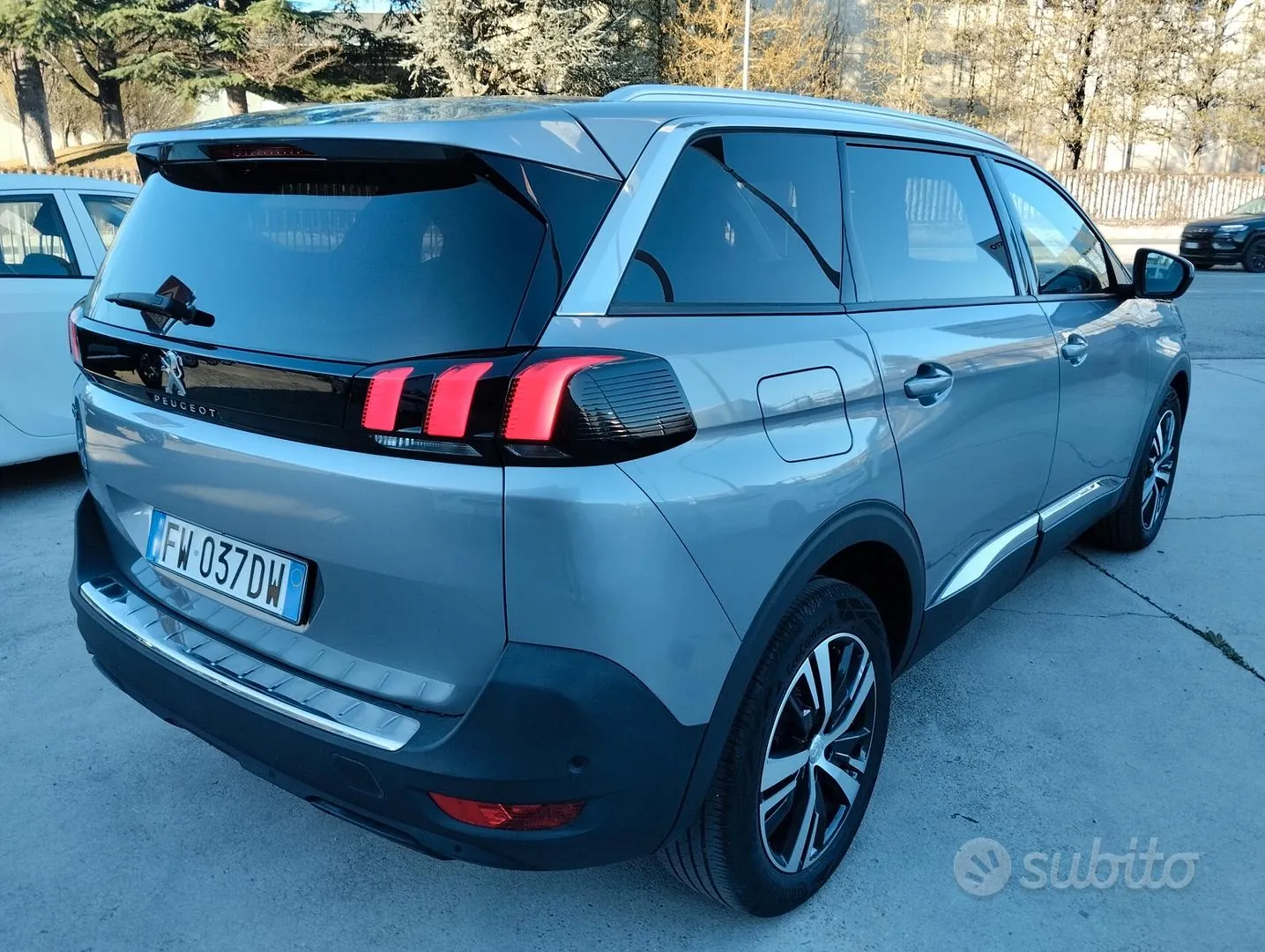 Peugeot 5008 2019 photo 4