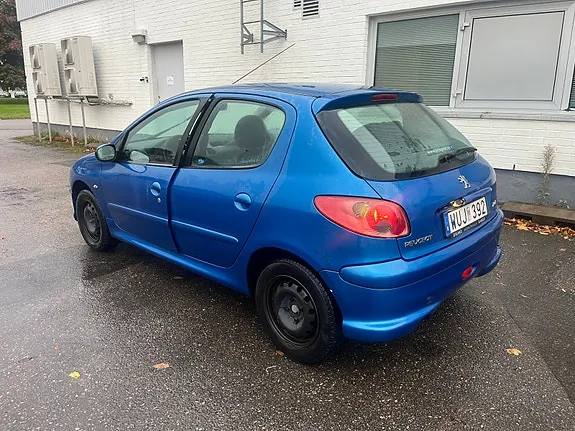 Peugeot 206 2006 photo 2