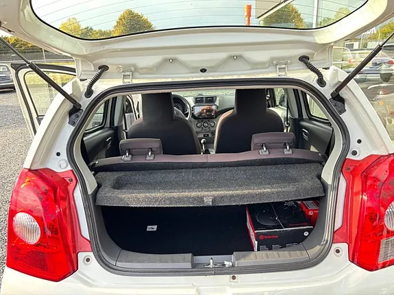 Suzuki Alto 2010 photo 5