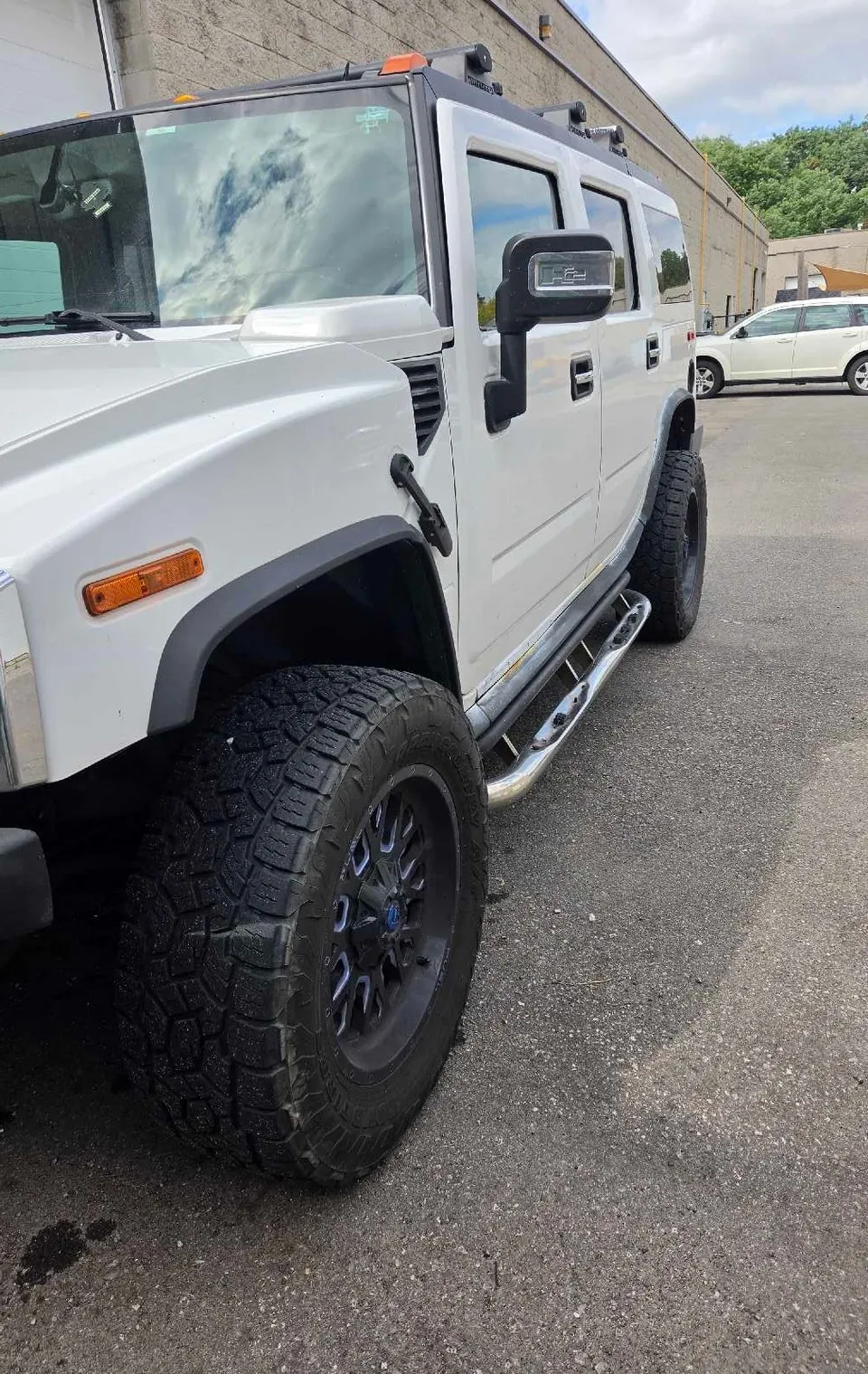 Hummer H2 2005 photo 3