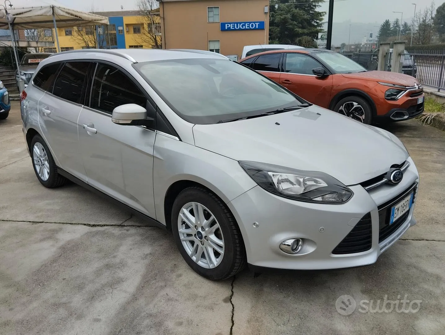 Ford Focus 2012 photo 2