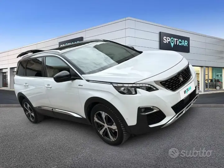 Peugeot 5008 2019 photo 3