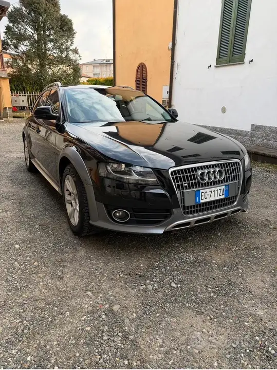 Audi A4 Allroad 2010 photo 4