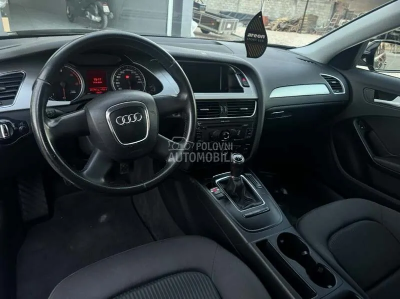 Audi A4 2009 photo 3