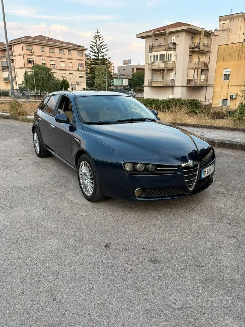 Alfa Romeo 159 2008 photo 3