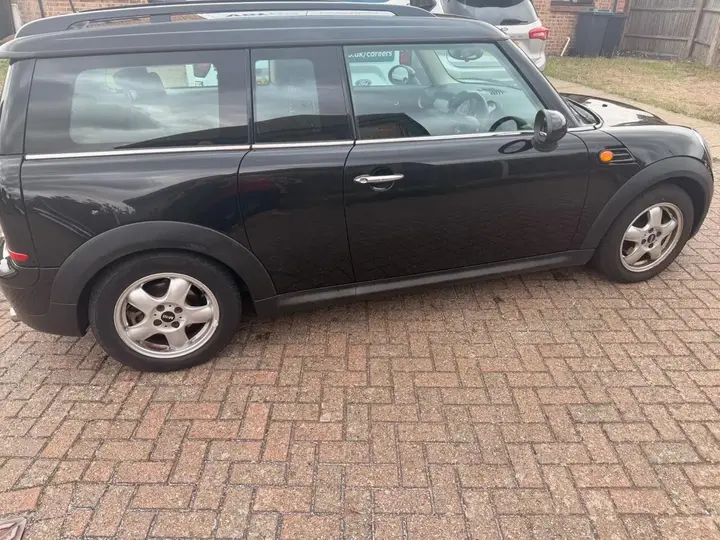 Mini Clubman 2011 photo 4