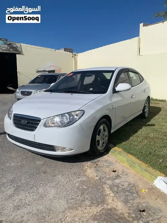 Hyundai Avante 2009 photo 2
