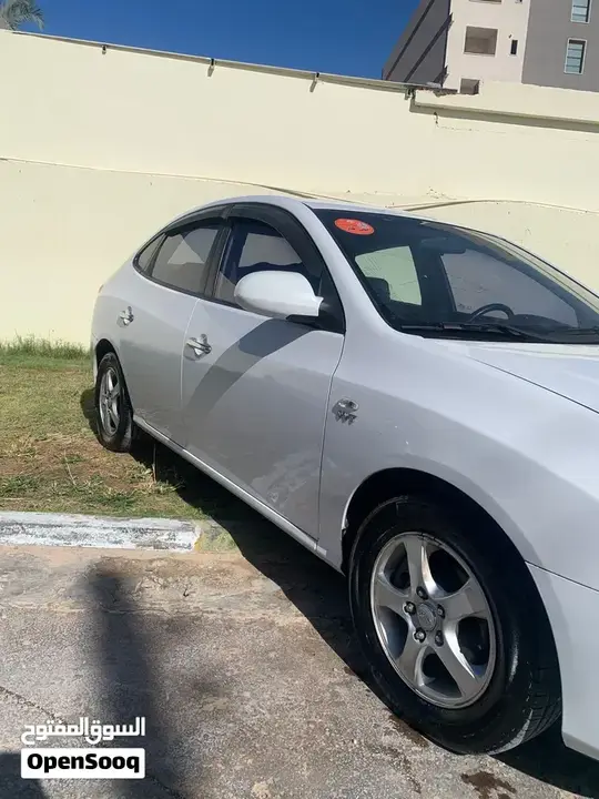 Hyundai Avante 2009 photo 4