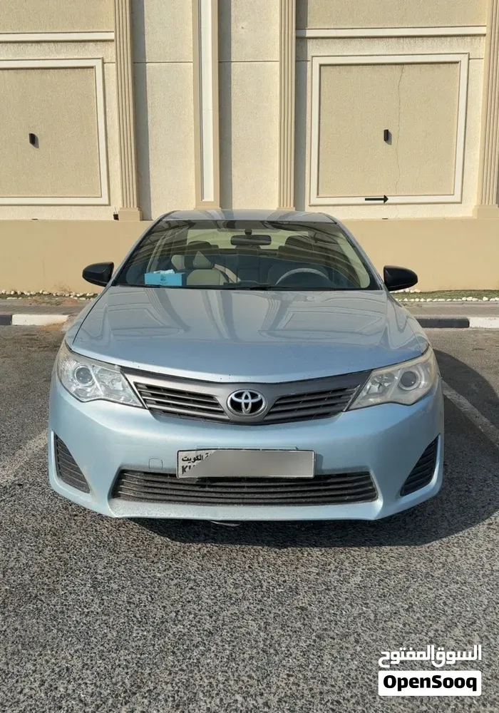 Toyota Camry 2013 photo 2
