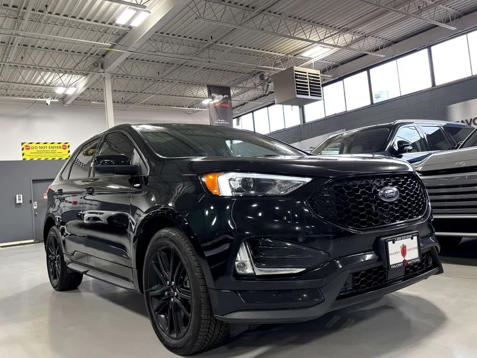 Ford Edge 2023 photo 2