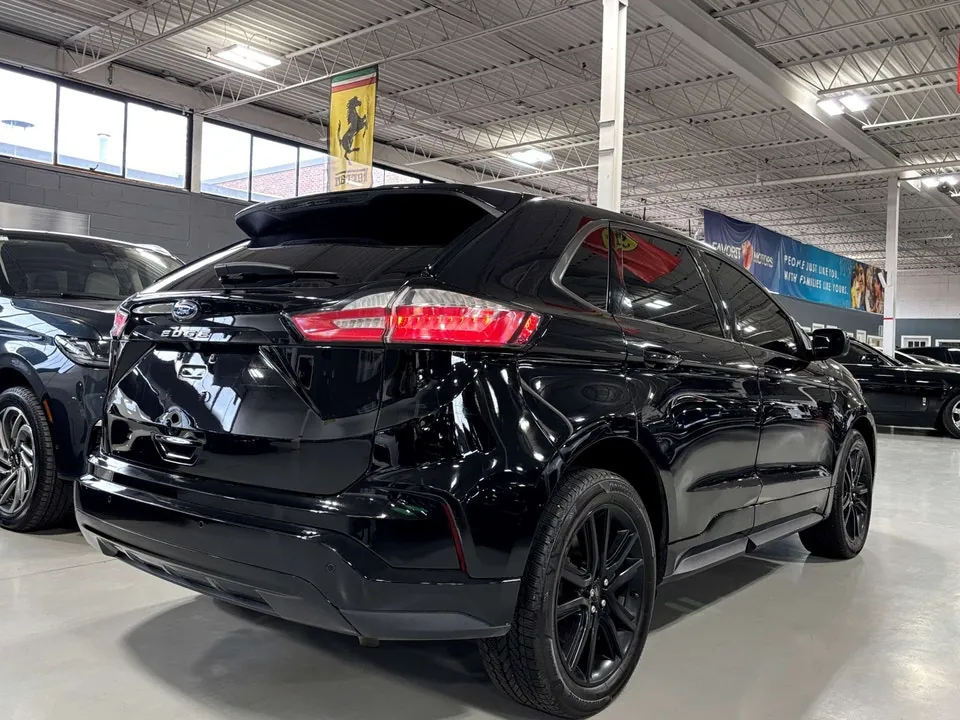 Ford Edge 2023 photo 3