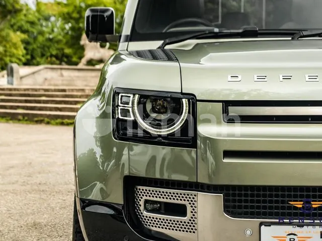 Land Rover Defender 2025 photo 3