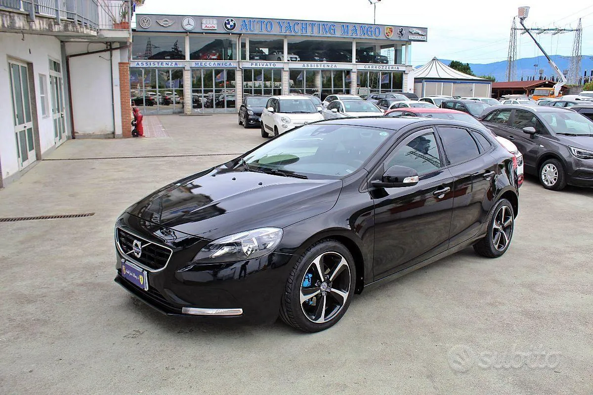 Volvo V40