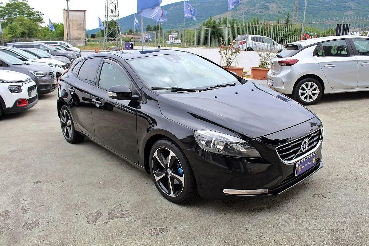 Volvo V40 2016 photo 3