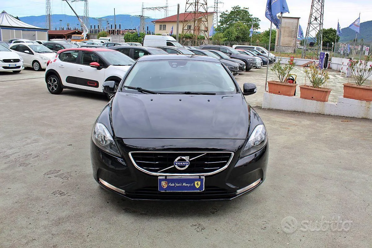 Volvo V40 2016 photo 2