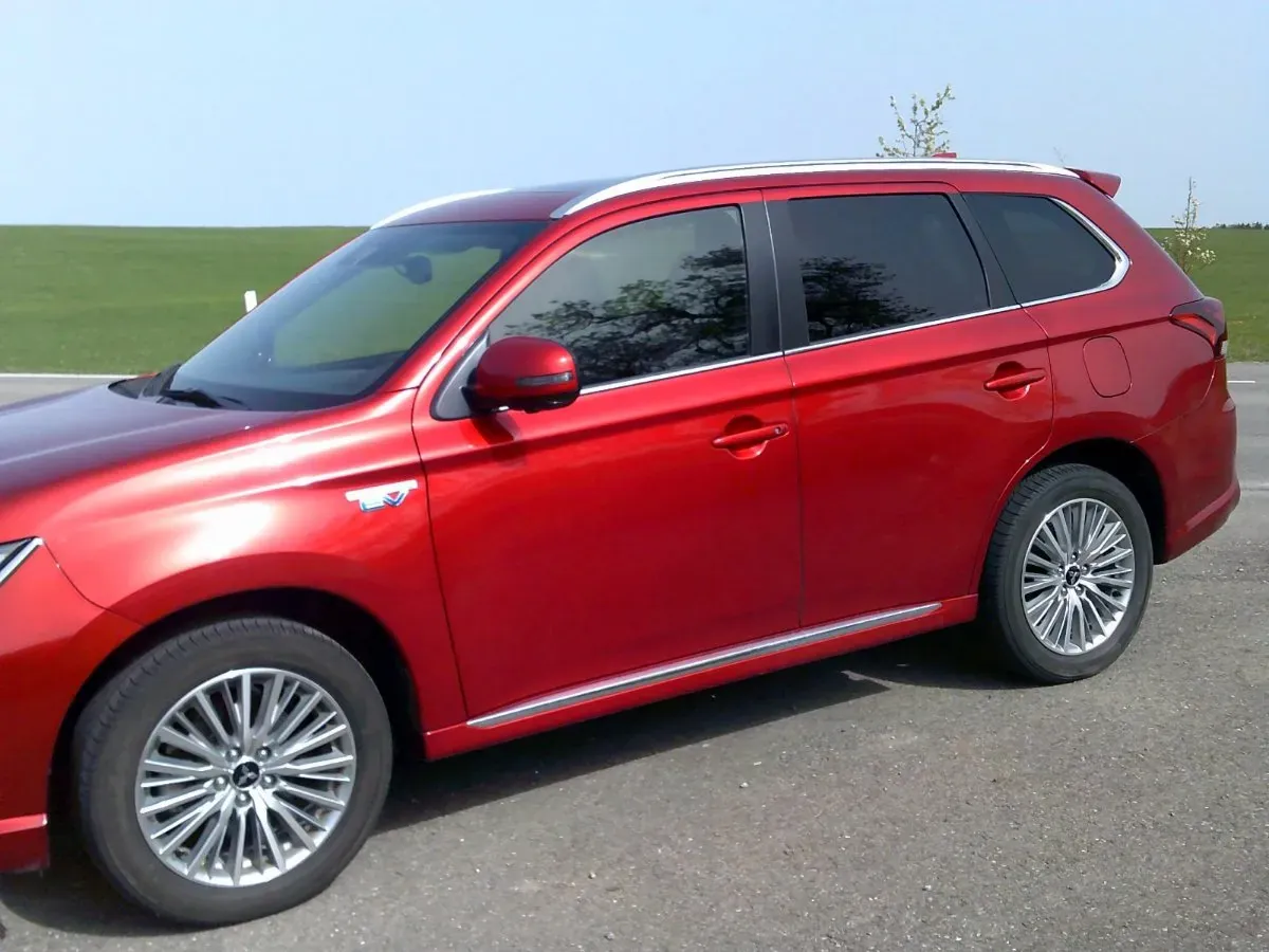 Mitsubishi Outlander 2019 photo 3