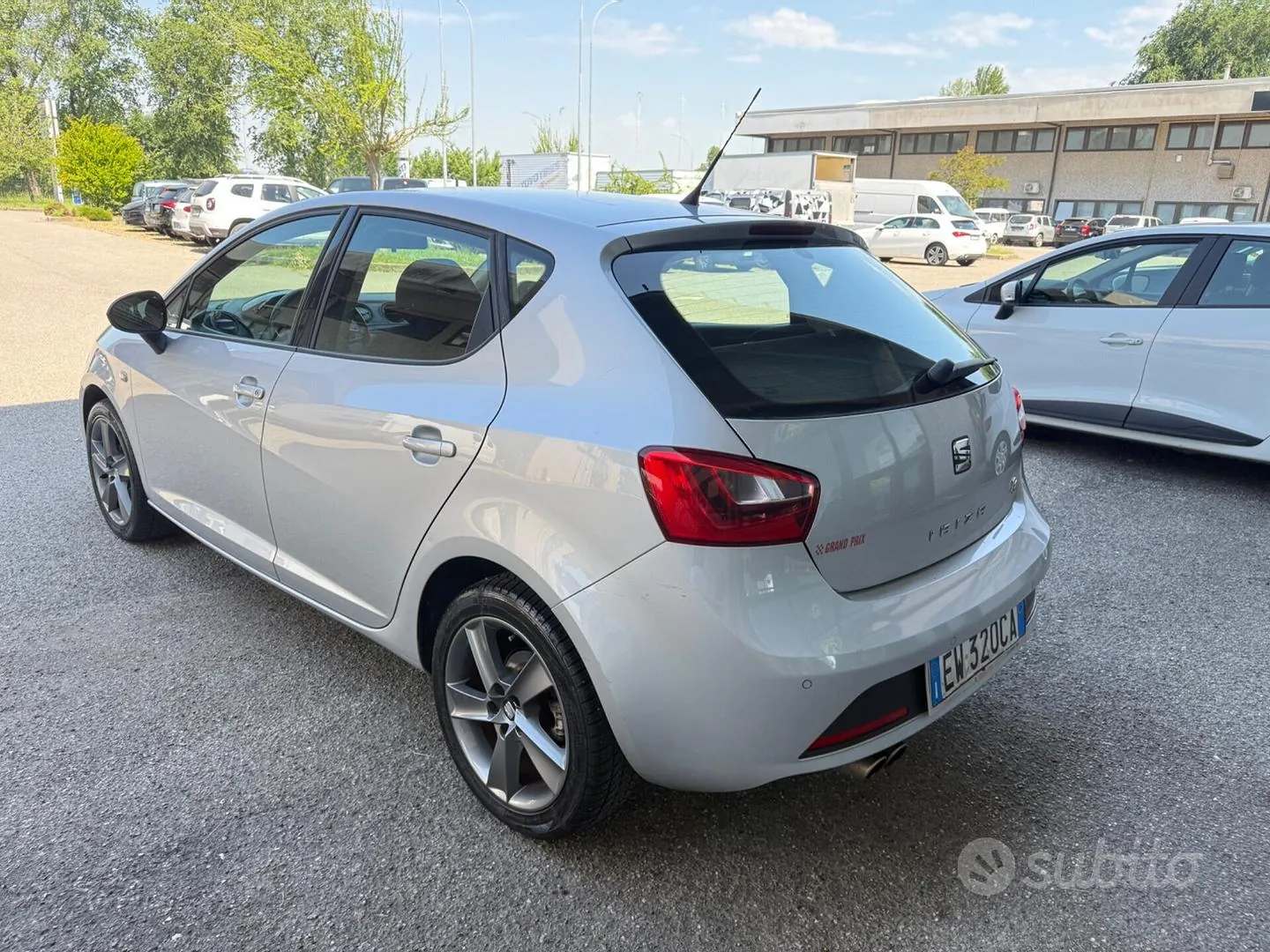 Seat Ibiza 2014 photo 3