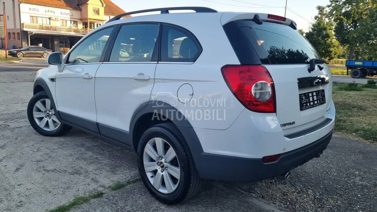 Chevrolet Captiva 2011 photo 3