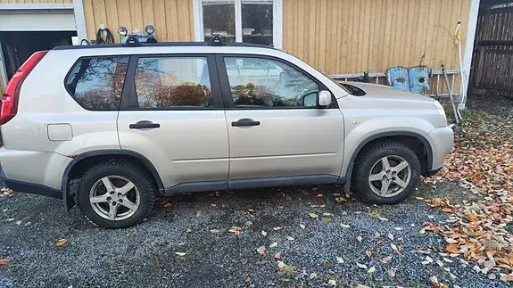 Nissan X-Trail 2008 photo 2