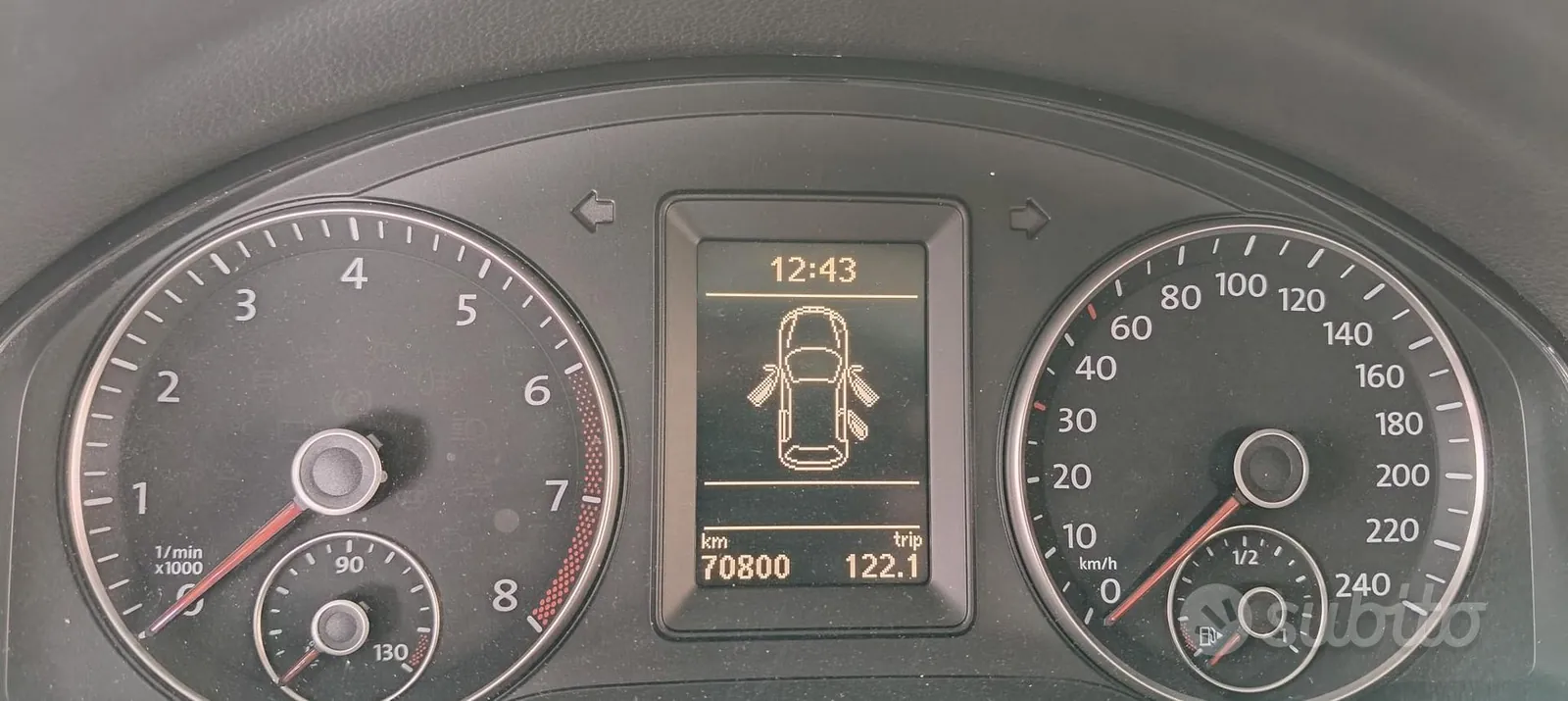 Volkswagen Golf Plus 2011 photo 3