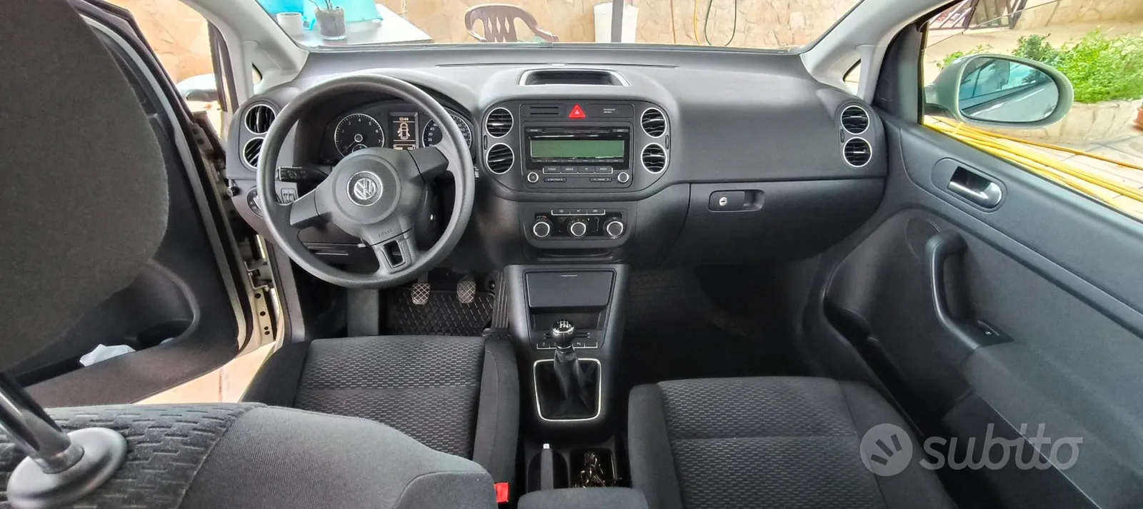 Volkswagen Golf Plus 2011 photo 4